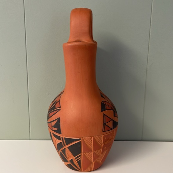 Acoma Wedding Vase Pottery, Signed - Picture 8 of 11